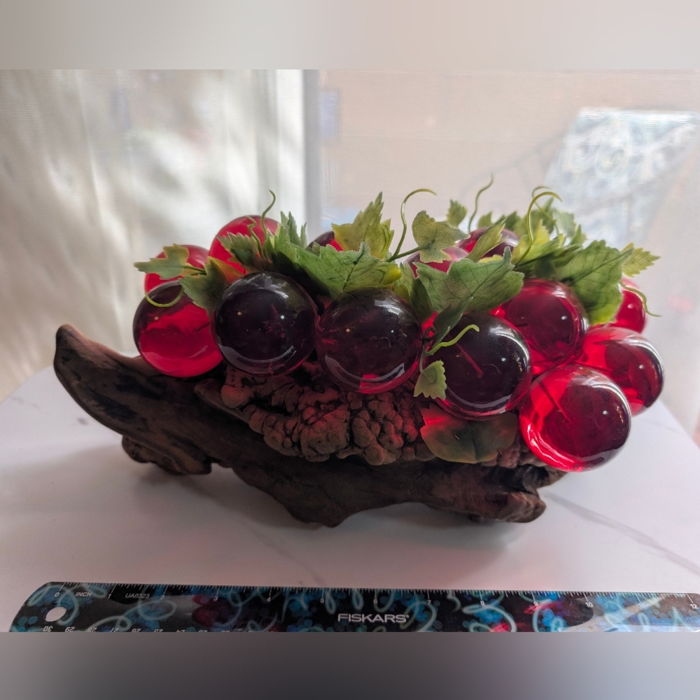 Grapes, MCM, Lucite Red/Orange Glass Grapes on Natural DriftWood - Picture 8 of 12